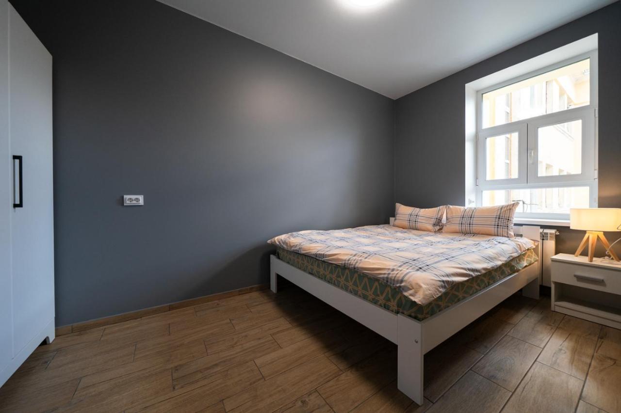 Apartment In The Heart Of Chernigov Exterior photo